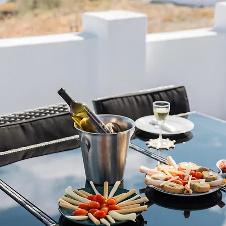 펜션 Red Harmony Stone House *