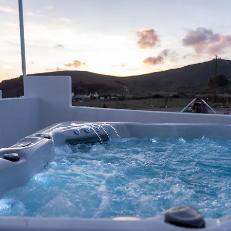 펜션 Red Harmony Stone House Akrotírion