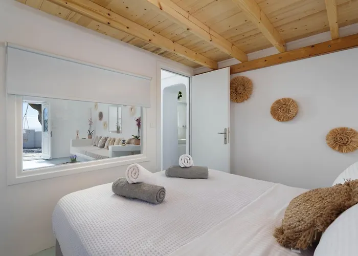 Feriehus Red Harmony Stone House