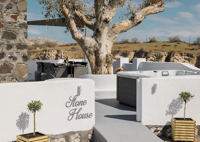 Red Harmony Stone House Ferienhaus