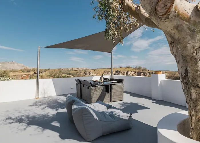 Ferienhaus Red Harmony Stone House *