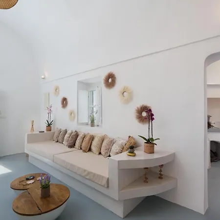 Red Harmony Stone House بيت للعطل