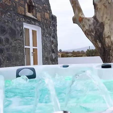 بيت للعطل Red Harmony Stone House Akrotírion