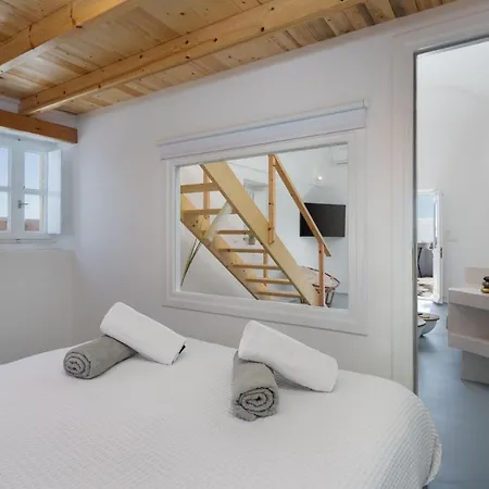 Red Harmony Stone House بيت للعطل *