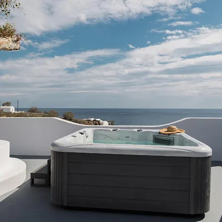 Red Harmony Stone House بيت للعطل