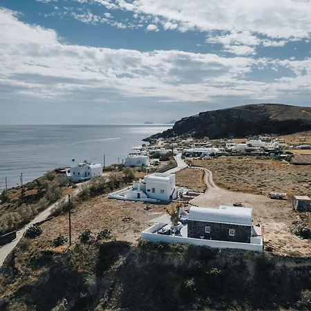 بيت للعطل Red Harmony Stone House *
