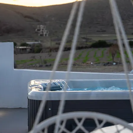 Red Harmony Stone House بيت للعطل Akrotírion