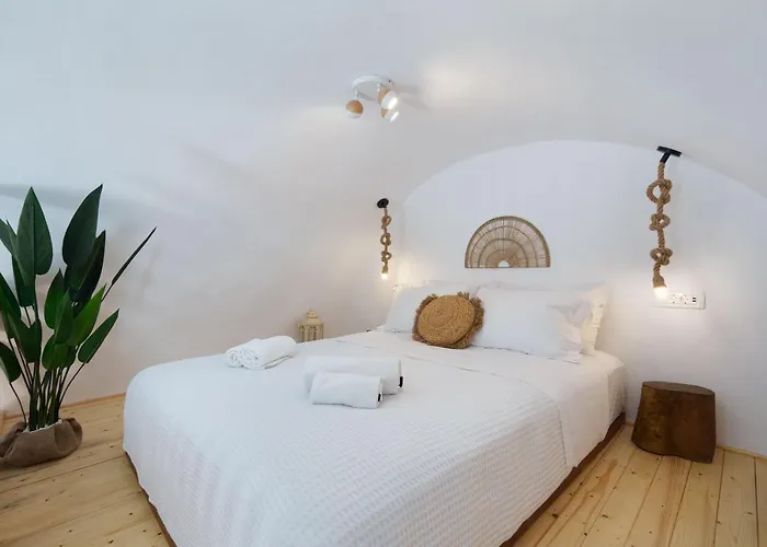 Red Harmony Stone House Casa de Férias Akrotírion