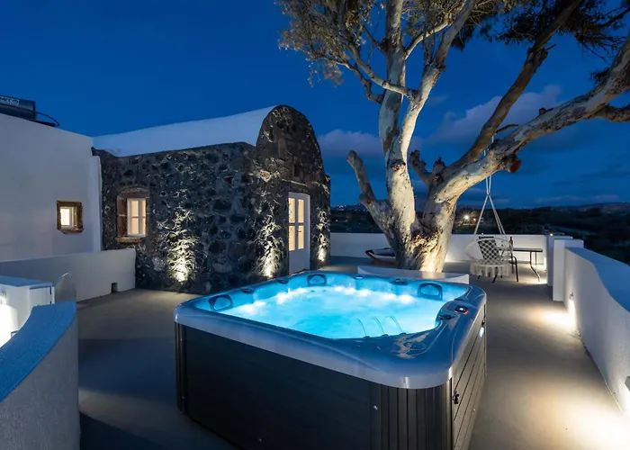 Red Harmony Stone House * Akrotírion